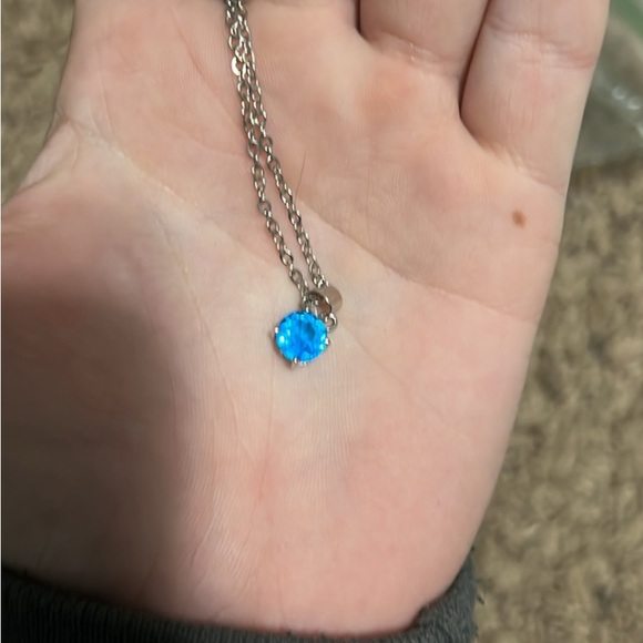 Necklaces - Picture 2 of 6